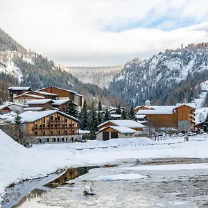 Hotel Tetras By Les Etincelles Les Brevieres