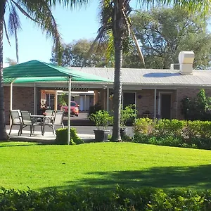 Waltzing Matilda Motor Motel Charleville