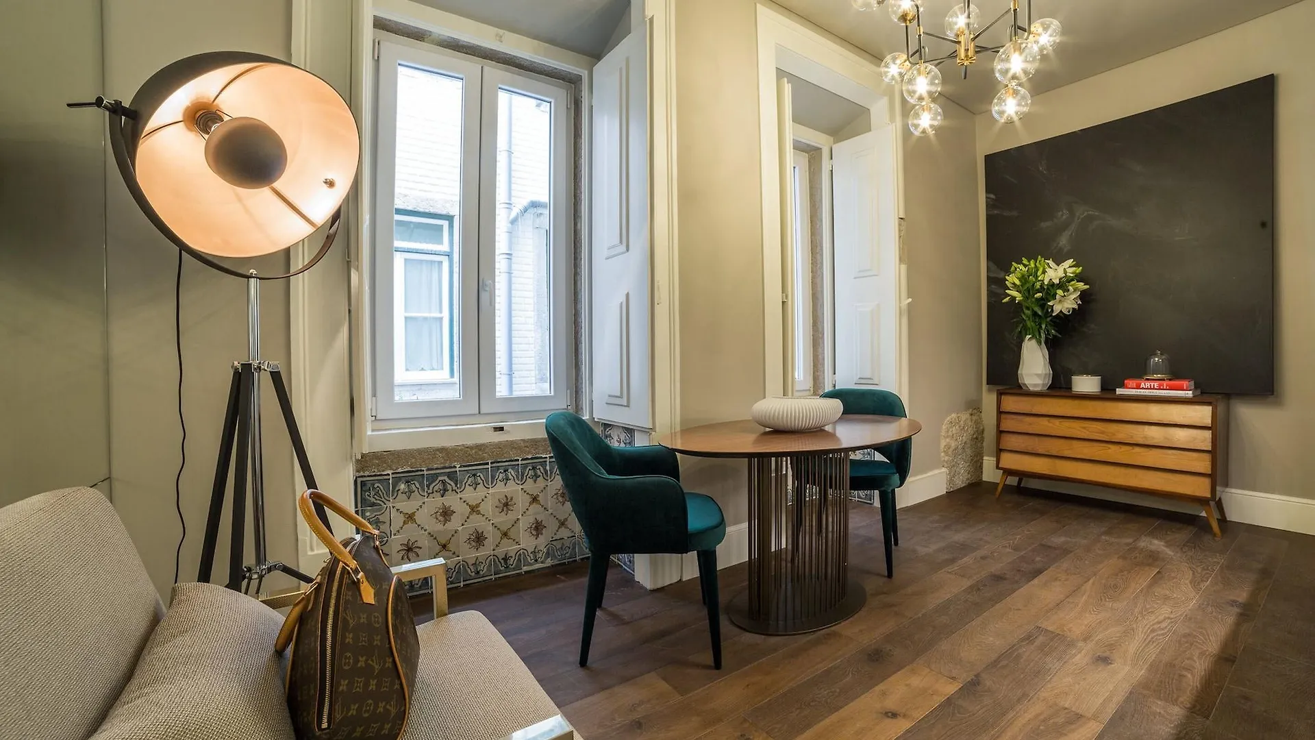 Отель Dare Lisbon House