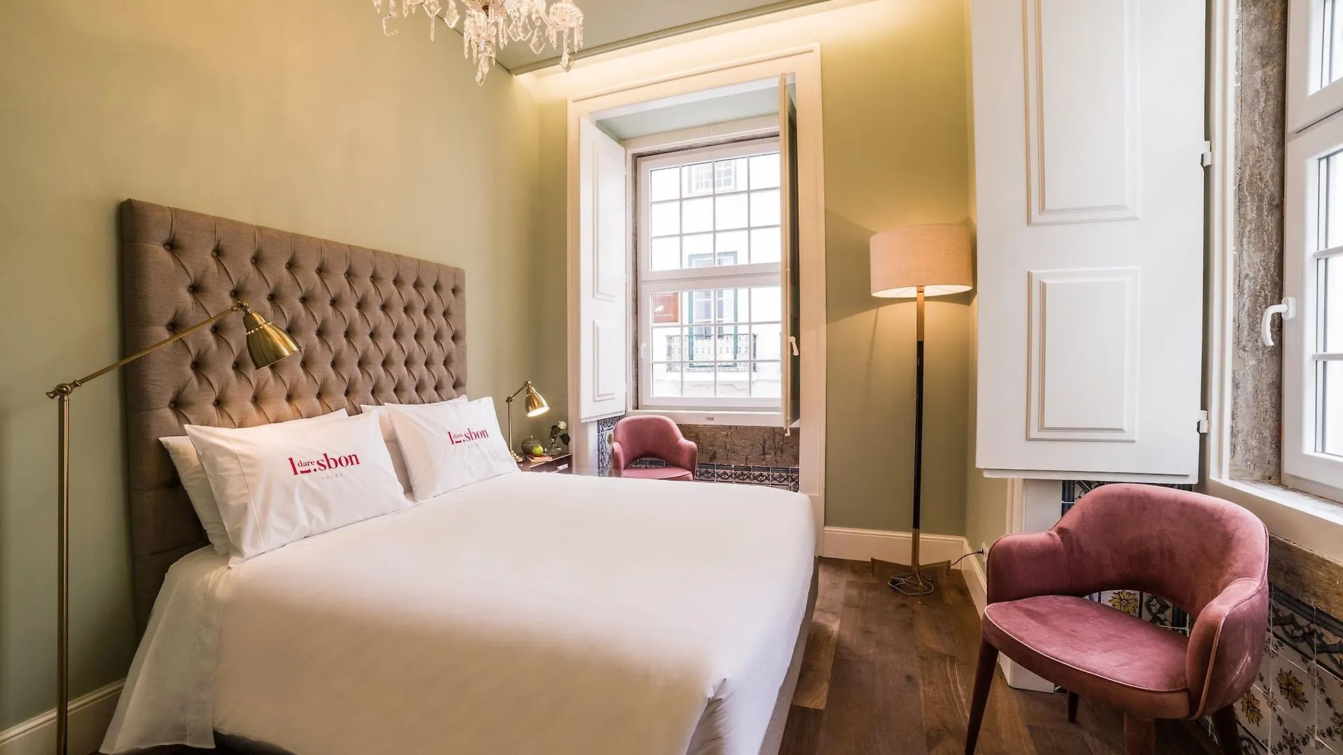 Отель Dare Lisbon House