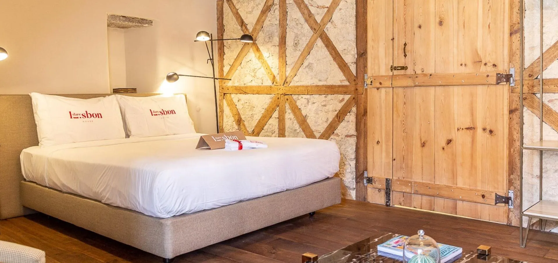 Отель Dare Lisbon House