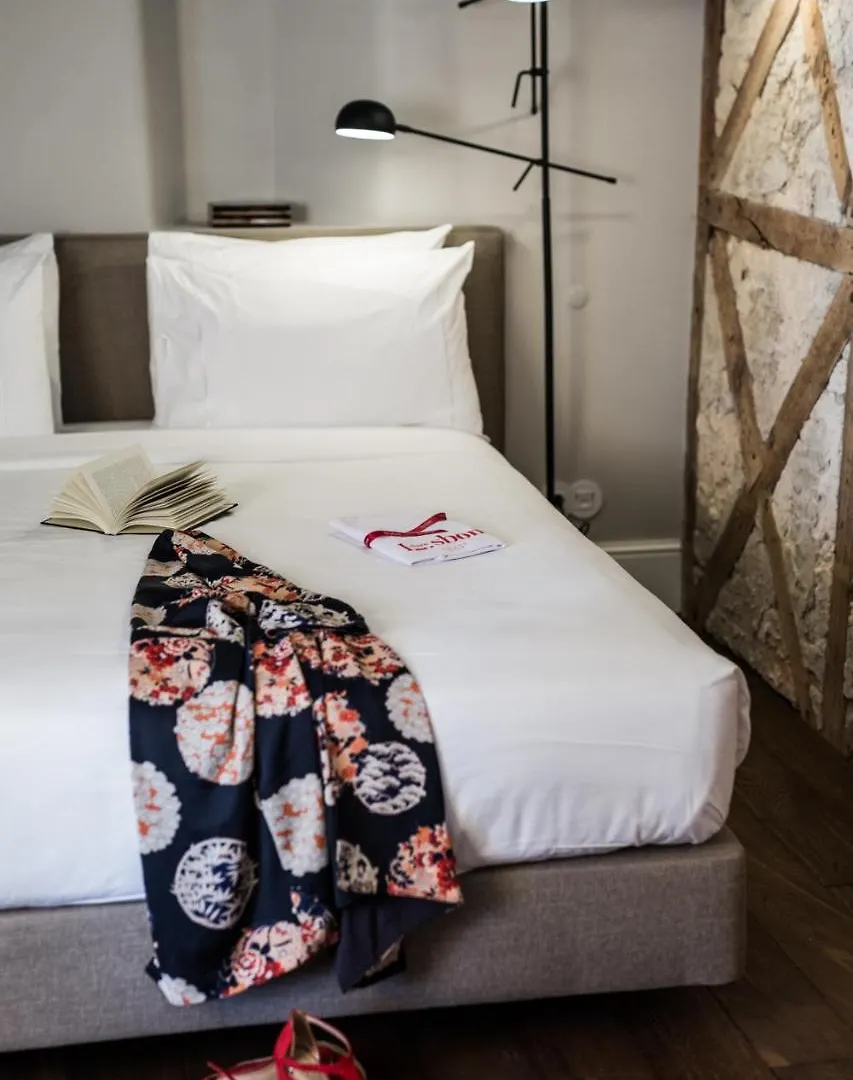 Отель Dare Lisbon House 3*,